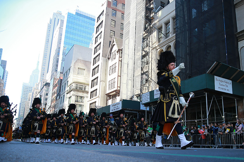 Members of the NYPD Emerald Society Pipe and Drums march on Fifth Avenue during the St. Patrick's Day Parade, March 17, 2014, in New York. (Gordon Donovan/Yahoo News)