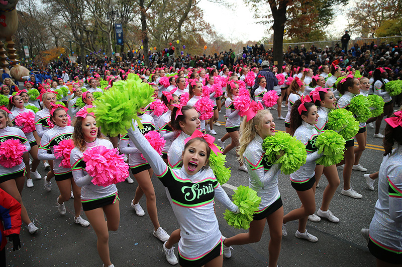 Spirit of America Cheer performance group cheer and try to pump crowds at the 90th Macy’s Thanksgiving Day Parade in New York, Thursday, Nov. 24, 2016. (Gordon Donovan/Yahoo News)