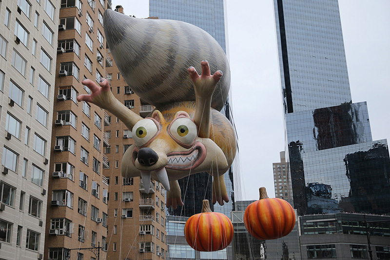Scrat, the rambunctious star of the Ice Age franchise, heads across Central Park South in the 90th Macy’s Thanksgiving Day Parade in New York, Thursday, Nov. 24, 2016. (Gordon Donovan/Yahoo News)