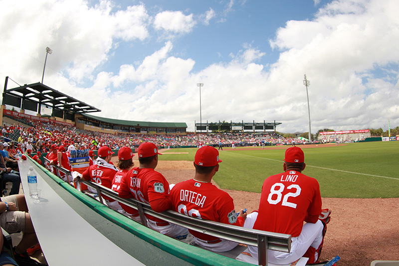 Great seats near the bullpen on a perfect day for a spring training baseball game between the New York Mets and the St. Louis Cardinals at Roger Dean Stadium in Jupiter, Fl., Wednesday, March 1, 2017. (Gordon Donovan/Yahoo Sports)